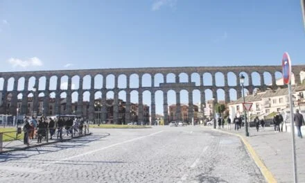 Upptäck Spanien! Sagolika Segovia