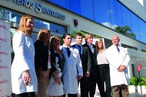Invigning av sjukhuset Helicopteros Sanitarios