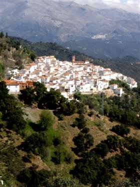 Lämna kusten för en dag och upplev ett annorlunda Spanien i Serrania de Ronda: Bland höga berg och djupa dalar