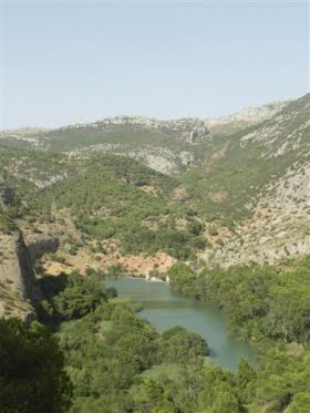 Solkustens sötvattenparadis – nu ska vandringsleden Caminito del Rey renoveras