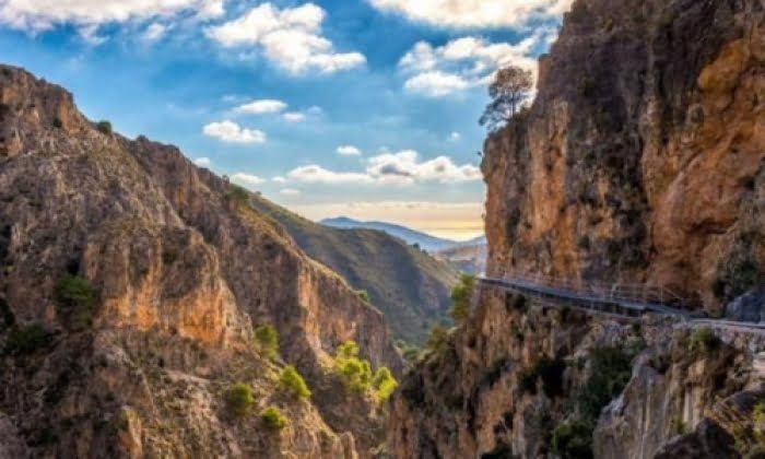 Axarquía hoppas på sin egen Caminito del Rey