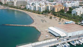 Boende protesterar mot droger och könshandel i stadsdel i Marbella