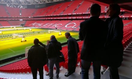 Delegation från Sverige besöker Bilbao inför EM i fotboll