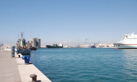 Flyktingmottagning byggs i Málaga hamn