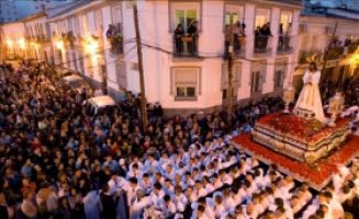 Följ påskprocessionerna i Málaga från egen balkong för 1.700 euro