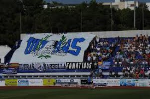 Fotbollssupportrar i Marbella stängs av efter att ha förolämpat journalist