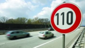 Hastigheten sänks från 120 till 110 på motorväg från 7 mars