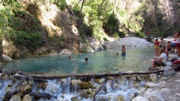 Nerja: Tre tusen besökare under veckosluten – nu m&#229;ste río Chillar skyddas