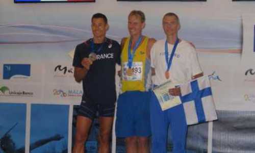 Ola Carlsson från Mijas världsbäst i höjdhopp bland 40-åringar