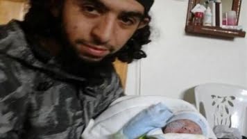 Propagandabilden av spansk kvinnas nyfödda baby hos IS