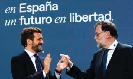 Rajoy till Casado: Prata ekonomi håll dig borta från populism