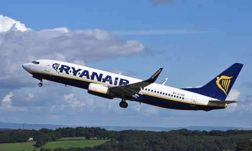 Ryanair förlänger perioden med gratis ombokning