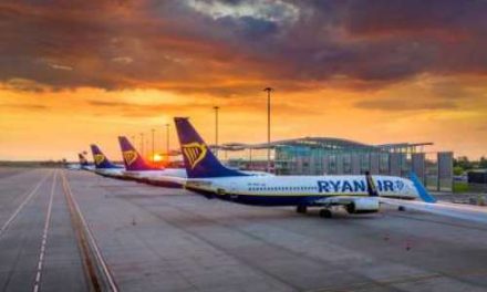 Ryanair startar flyg från Málaga till Kanarieöarna