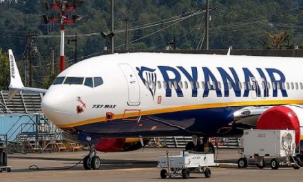 Ryanair varslar om eventuell stängning av baser