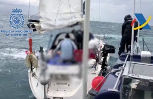 Smugglade tonvis med droger på segelbåt