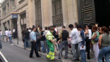 Spanien vill ”uppmuntra” arbetslösa invandare att återvända hem