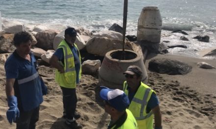 Strand i Mijas stängd efter sanitärledning brustit
