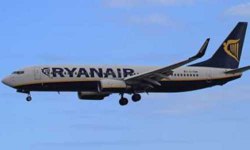 Två Ryanairplan nära att kollidera över Spanien