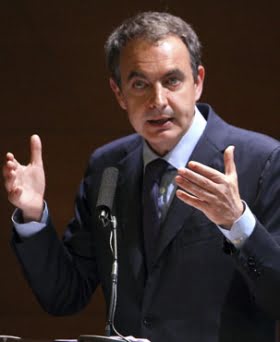 Zapatero: ”Rajoy talar med Gud om energiplan”