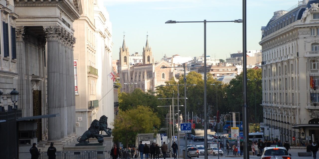 Minst sex brevbomber upptäckta i Madrid