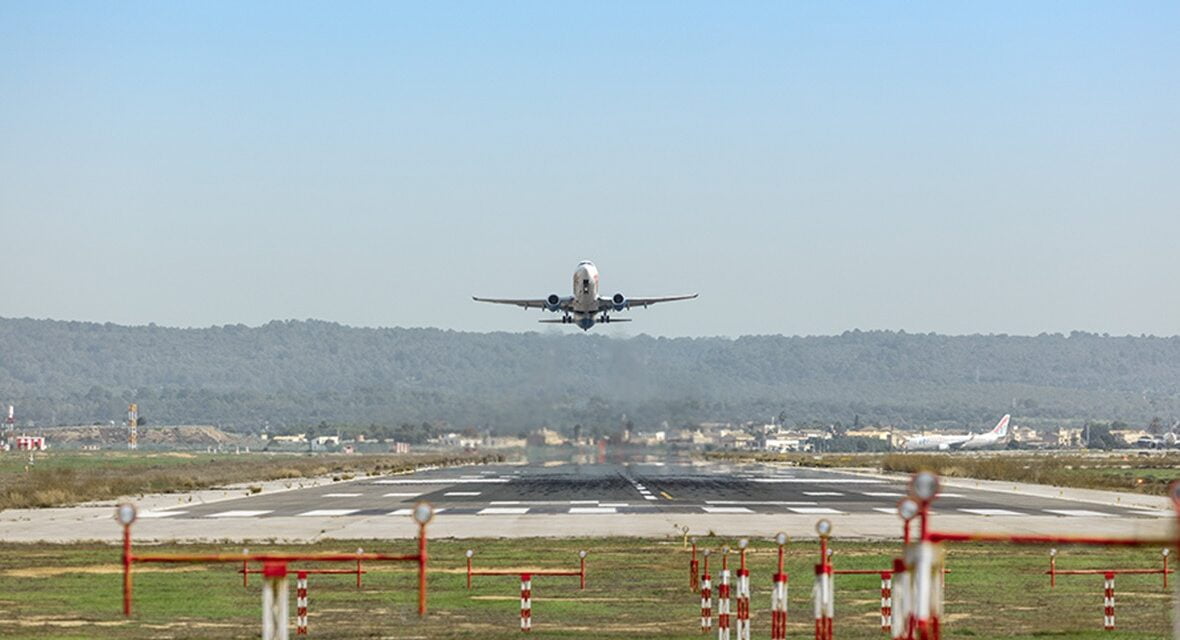 Inga planer på att förbjuda inrikesflygningar i Spanien