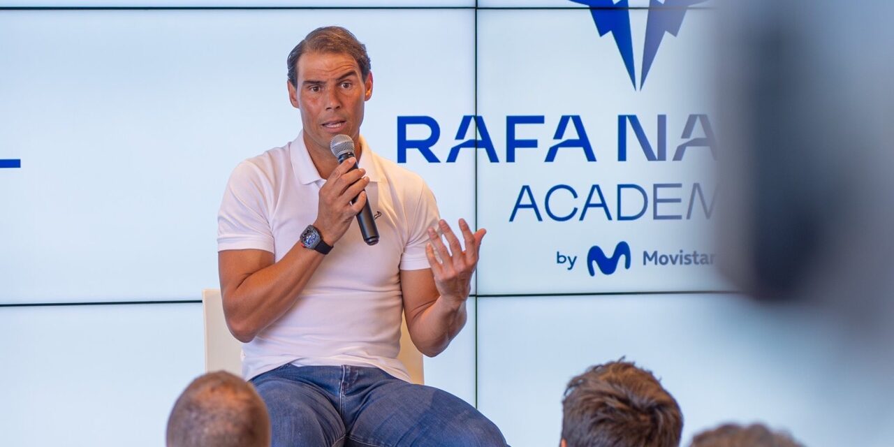 Rafael Nadal lägger racketet på hyllan