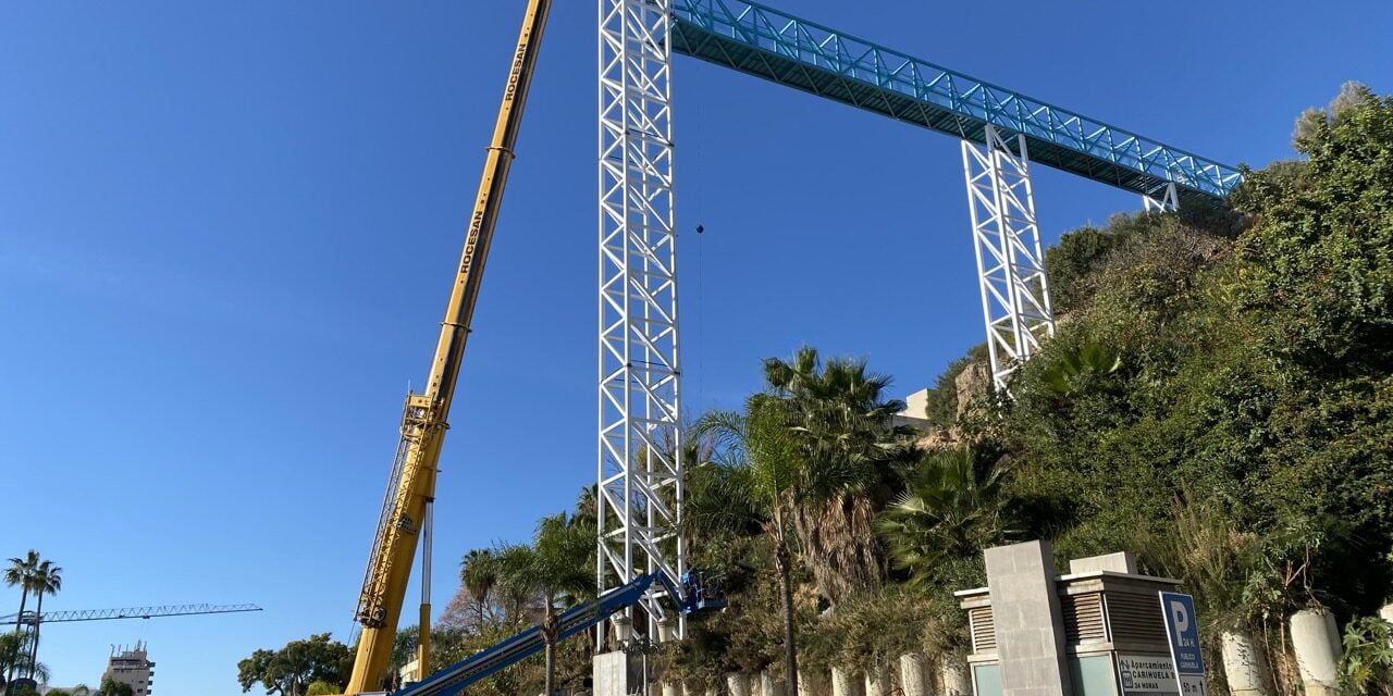 28,8 meter hög panoramahiss byggs i La Carihuela