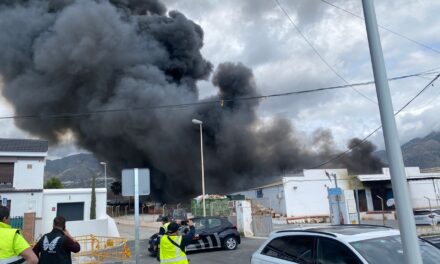 Brand i lagerlokal i Mijas