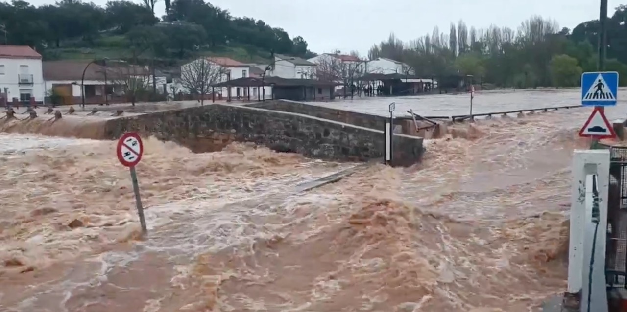 Det behövs dubbelt så mycket regn för att få ett normalt år