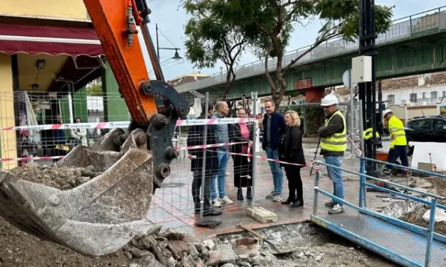 Nedre delen av avenida Acapulco i Fuengirola byggs om