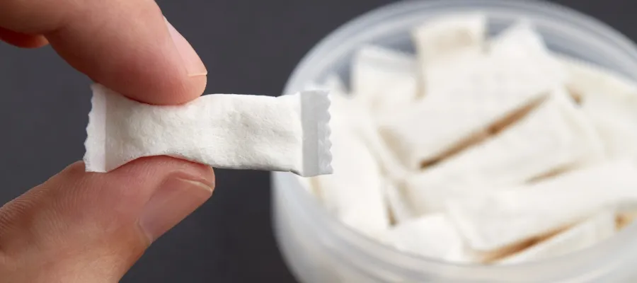 Spaniens förslag om att förbjuda vitt snus skapar oro på turistorter