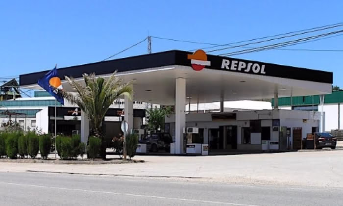 Bensinstation Repsol