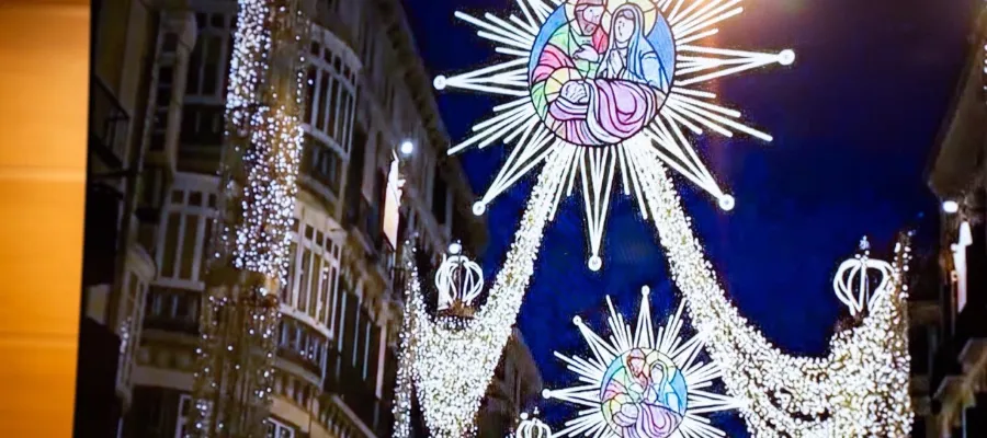 Ny design på årets julbelysning längs calle Larios