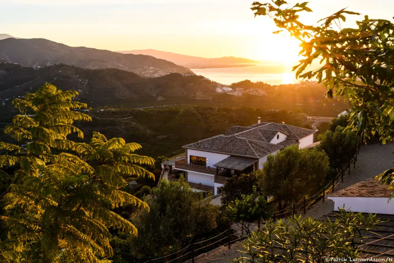 Soluppgång över Palacio de Cantalobos