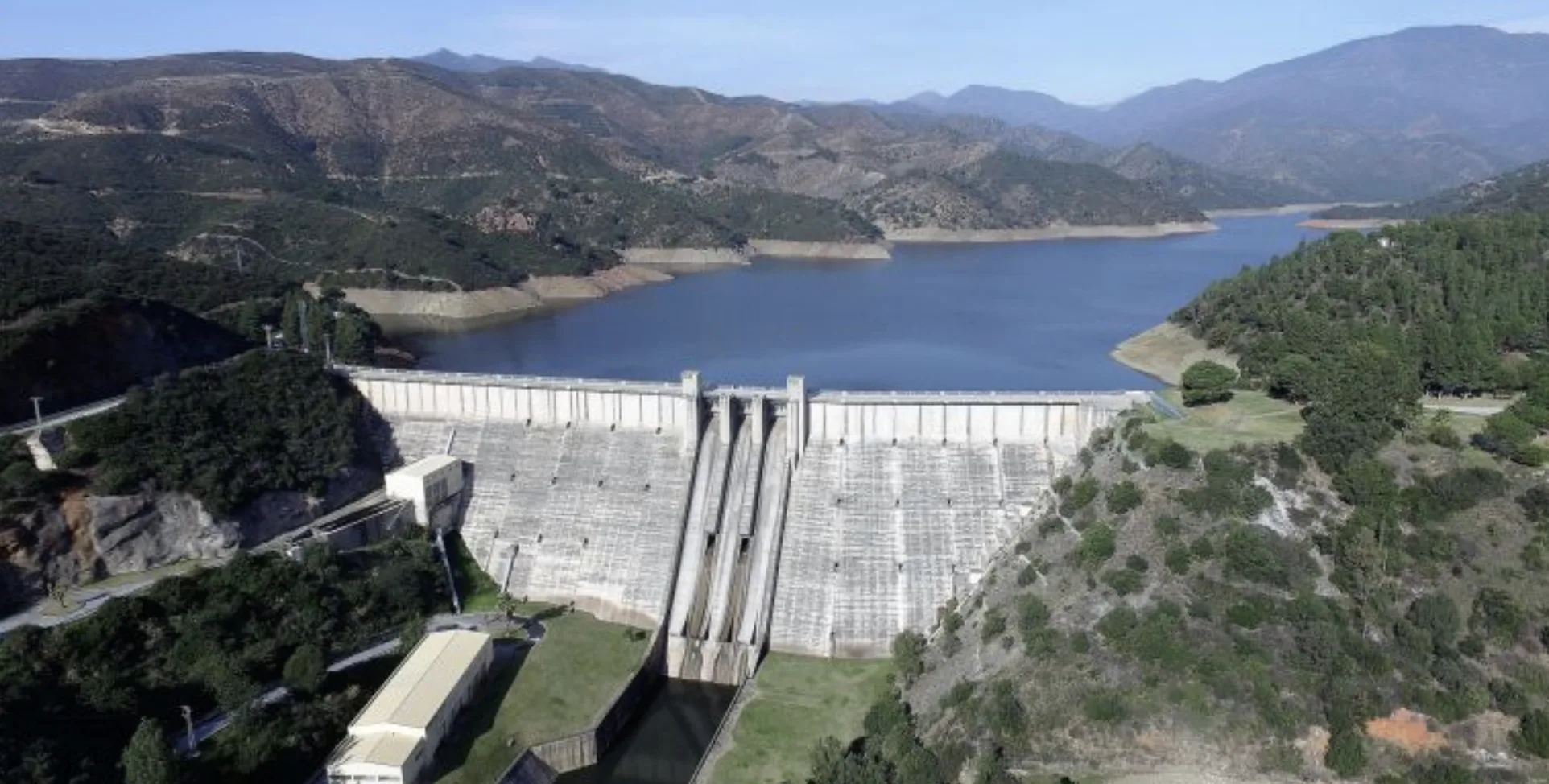 Presa de La Concepción (Málaga) - Wikipedia, la enciclopedia libre
